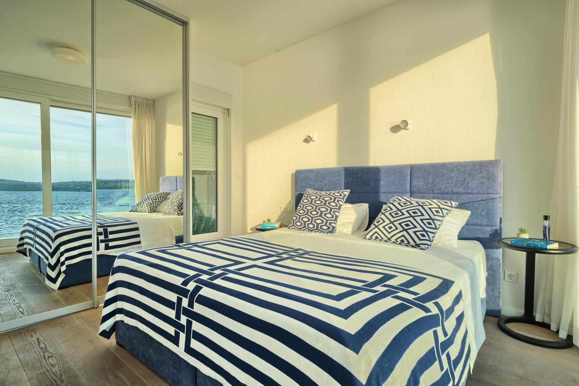 Livingstone Beach House Trogir Szoba fotó